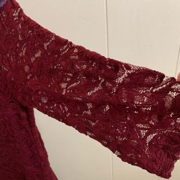 Woman’s dress, lace fit & flare dress, mini dress - Picture 4 of 6